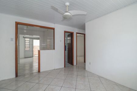 Sala de casa à venda com 2 quartos, 130m² em Jardim Carvalho, Porto Alegre