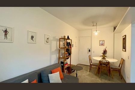 Apartamento à venda com 46m², 1 quarto e 1 vaga Apartamento à venda com 46m², 1 quarto e 1 vagaSala