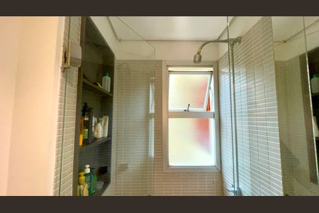 Apartamento à venda com 46m², 1 quarto e 1 vaga Apartamento à venda com 46m², 1 quarto e 1 vagaBanheiro