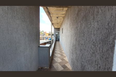 Casa para alugar com 280m², 3 quartos e 2 vagasQuarto 02 - Corredor externo