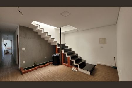 Área comum - Hall Quartos de casa para alugar com 3 quartos, 280m² em Jardim Paineira, Itaquaquecetuba