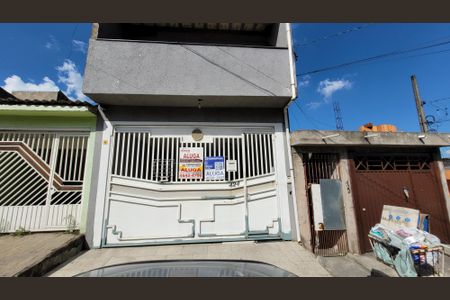 Casa para alugar com 280m², 3 quartos e 2 vagasFachada