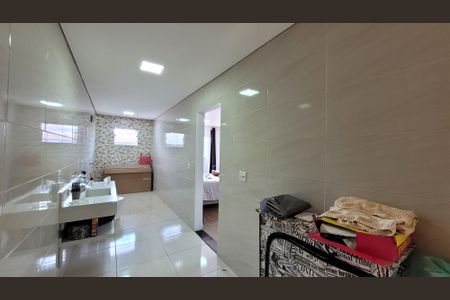 Casa para alugar com 280m², 3 quartos e 2 vagasBanheiro - Suite