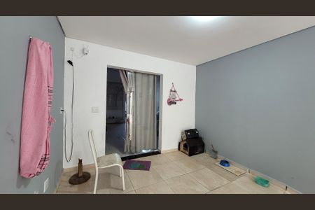 Casa para alugar com 280m², 3 quartos e 2 vagasPorta entrada