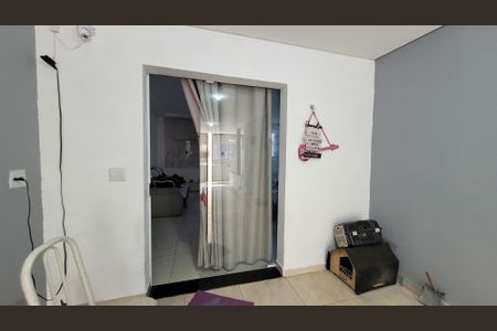 Casa para alugar com 280m², 3 quartos e 2 vagasPorta entrada