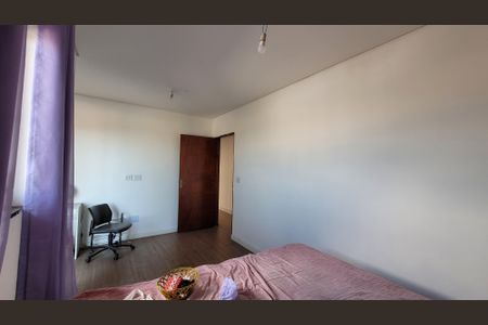 Casa para alugar com 280m², 3 quartos e 2 vagasQuarto 01