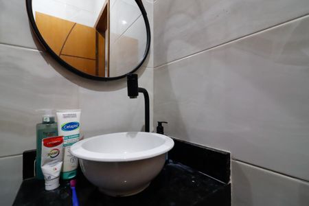 Casa à venda com 91m², 2 quartos e 3 vagas Casa à venda com 91m², 2 quartos e 3 vagasBanheiro da Suíte 2