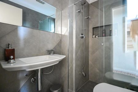 Apartamento à venda com 82m², 3 quartos e 2 vagasBanheiro