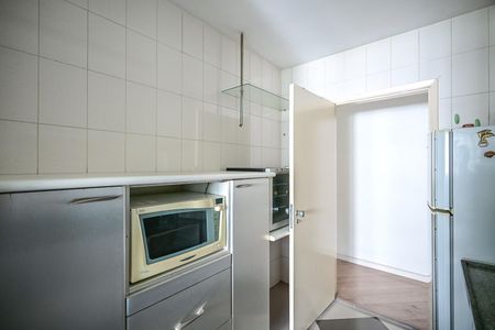 Apartamento à venda com 82m², 3 quartos e 2 vagasCozinha