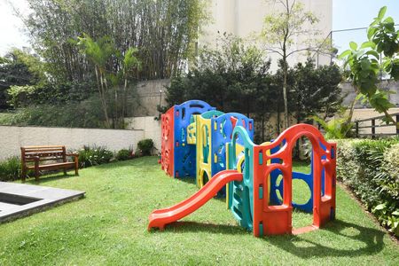 Apartamento à venda com 82m², 3 quartos e 2 vagas Apartamento à venda com 82m², 3 quartos e 2 vagasPlayground