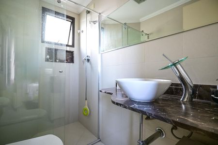 Apartamento à venda com 82m², 3 quartos e 2 vagasBanheiro Suíte 