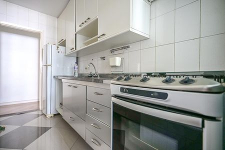 Apartamento à venda com 82m², 3 quartos e 2 vagasCozinha