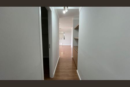 Corredor de apartamento para alugar com 3 quartos, 87m² em Vila Progresso, Campinas
