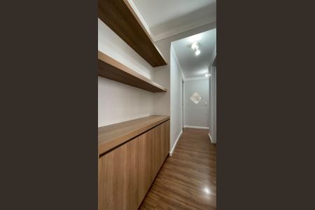 Corredor de apartamento para alugar com 3 quartos, 87m² em Vila Progresso, Campinas