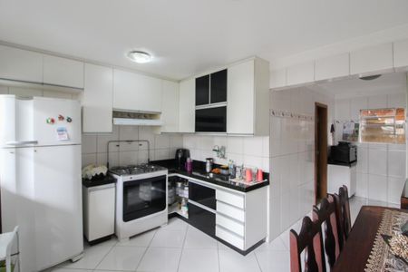 Casa à venda com 336m², 4 quartos e 5 vagasCozinha