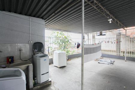 Casa à venda com 336m², 4 quartos e 5 vagasÁrea de Serviço