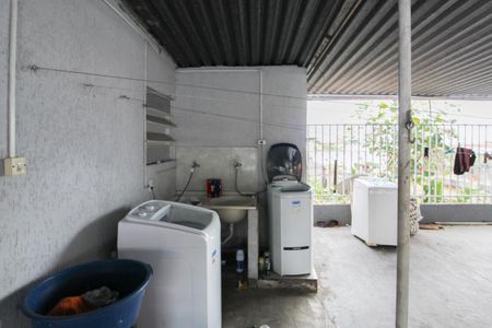 Casa à venda com 336m², 4 quartos e 5 vagasÁrea de Serviço