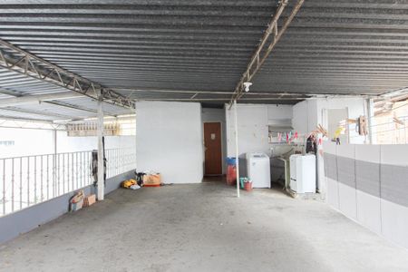 Casa à venda com 336m², 4 quartos e 5 vagasTerraço