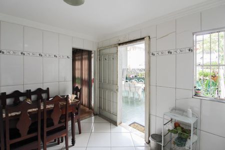 Casa à venda com 336m², 4 quartos e 5 vagasCozinha