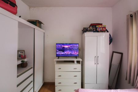 Casa à venda com 336m², 4 quartos e 5 vagasCasa 2