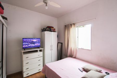 Casa à venda com 336m², 4 quartos e 5 vagasCasa 2