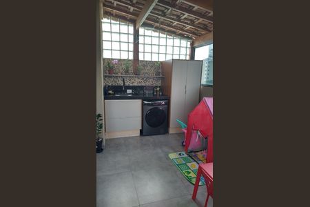 Apartamento à venda com 80m², 2 quartos e 1 vagaÁrea de serviço