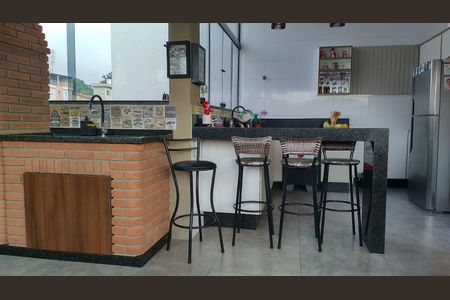 Apartamento à venda com 80m², 2 quartos e 1 vagaCozinha