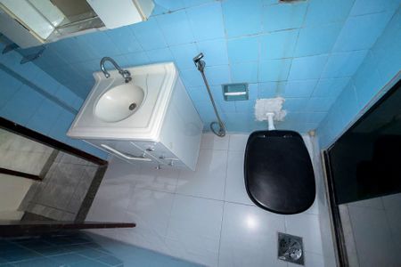 Apartamento para alugar com 60m², 2 quartos e 2 vagas Apartamento para alugar com 60m², 2 quartos e 2 vagasBanheiro