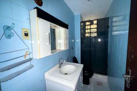 Apartamento para alugar com 60m², 2 quartos e 2 vagas Apartamento para alugar com 60m², 2 quartos e 2 vagasBanheiro