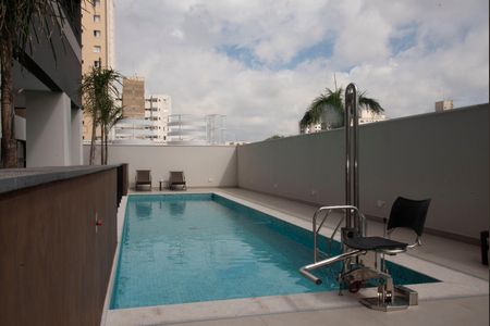 Apartamento para alugar com 35m², 1 quarto e sem vaga Apartamento para alugar com 35m², 1 quarto e sem vagaÁrea comum - Piscina