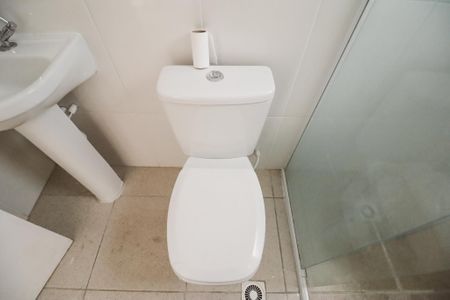 Apartamento para alugar com 57m², 2 quartos e sem vagaBanheiro