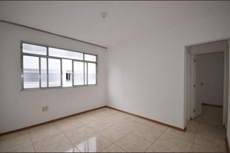Sala de apartamento para alugar com 2 quartos, 50m² em Guadalupe, Rio de Janeiro