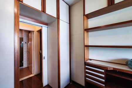 Apartamento à venda com 68m², 2 quartos e 1 vagaQuarto