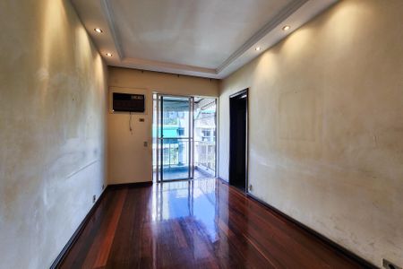 Apartamento à venda com 68m², 2 quartos e 1 vagaSala 