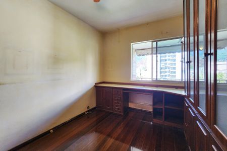 Apartamento à venda com 68m², 2 quartos e 1 vagaSuíte 