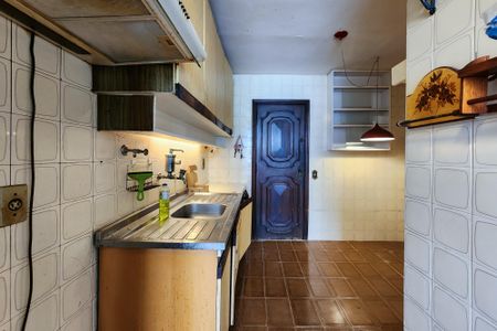 Apartamento à venda com 68m², 2 quartos e 1 vagaCozinha 