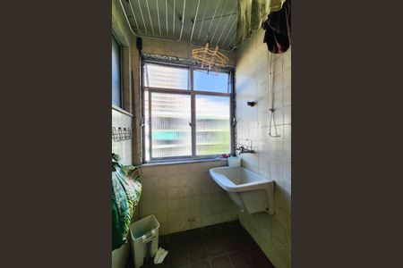 Apartamento à venda com 68m², 2 quartos e 1 vagaÁrea de Serviço 