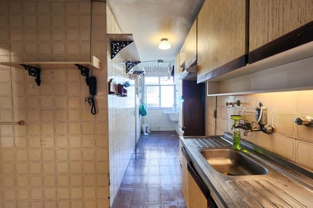 Apartamento à venda com 68m², 2 quartos e 1 vagaCozinha 