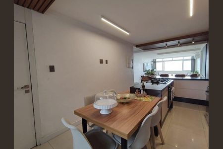 Cozinha de apartamento para alugar com 3 quartos, 175m² em José Menino, Santos