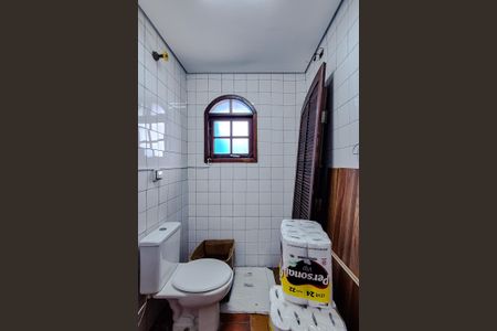 Casa à venda com 300m², 3 quartos e 6 vagasBanheiro