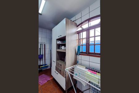 Casa à venda com 300m², 3 quartos e 6 vagasÁrea de Serviço