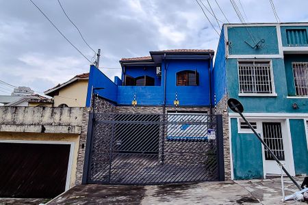 Casa à venda com 300m², 3 quartos e 6 vagasFachada - Plaquinha