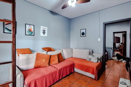 Casa à venda com 300m², 3 quartos e 6 vagasSala