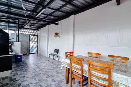 Casa à venda com 300m², 3 quartos e 6 vagasCozinha