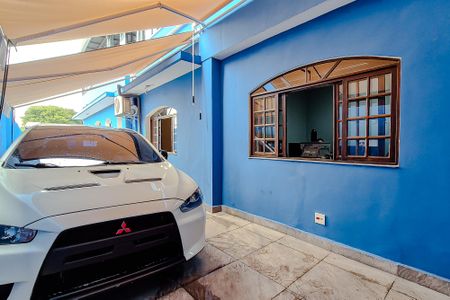Casa à venda com 300m², 3 quartos e 6 vagasGaragem