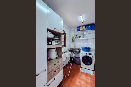 Casa à venda com 300m², 3 quartos e 6 vagasÁrea de Serviço