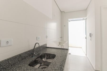 Apartamento à venda com 33m², 2 quartos e sem vaga Apartamento à venda com 33m², 2 quartos e sem vagaCozinha