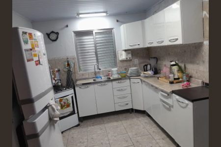 Casa à venda com 3 quartos, 80m² em Campo Novo, Porto Alegre