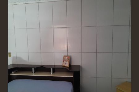 Casa à venda com 3 quartos, 80m² em Campo Novo, Porto Alegre