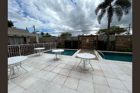 Apartamento para alugar com 56m², 2 quartos e 1 vagaÁrea comum - Piscina